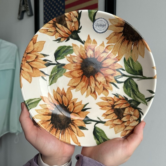 Sunflower Plates Made in Portugal set of 5 - Picture 1 of 5